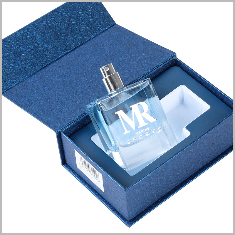blue cardboard gift boxes for 50ml perfume bottle packaging. Stylish perfume packaging boxes, blue packaging background, EVA surface inside the box is laminated with blue printing paper, the overall packaging visual experience is good.