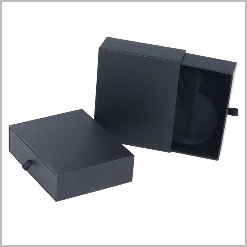 Small black cardboard boxes for perfume bottle packaging
